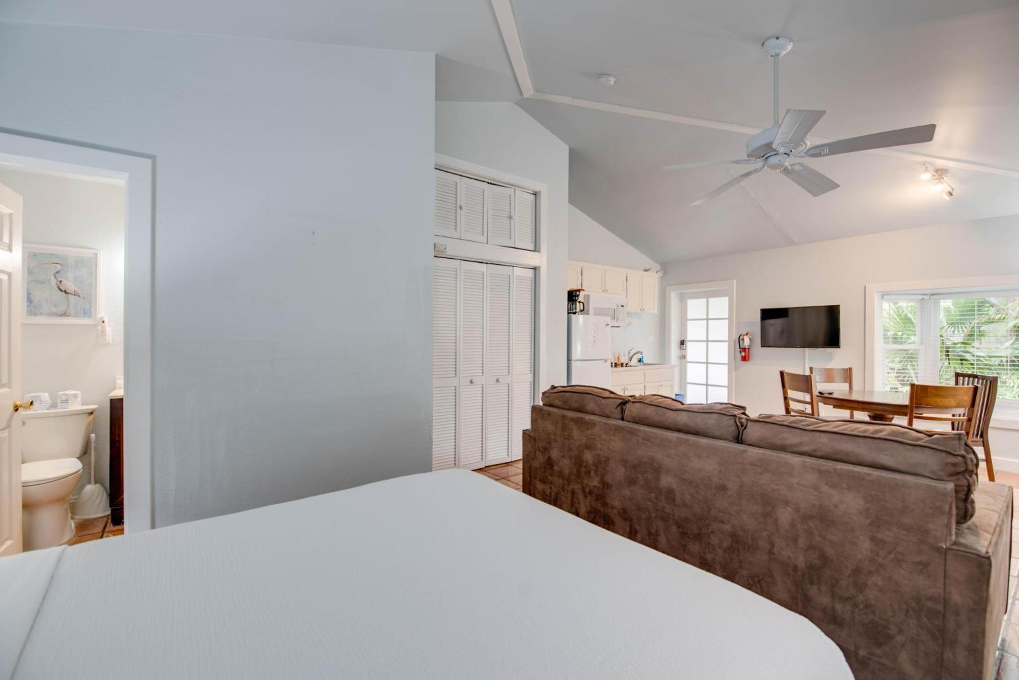 Seagull Suite - Southernmost Sanctuary Key West Exteriör bild